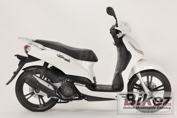 2012 Peugeot Tweet 125 photo